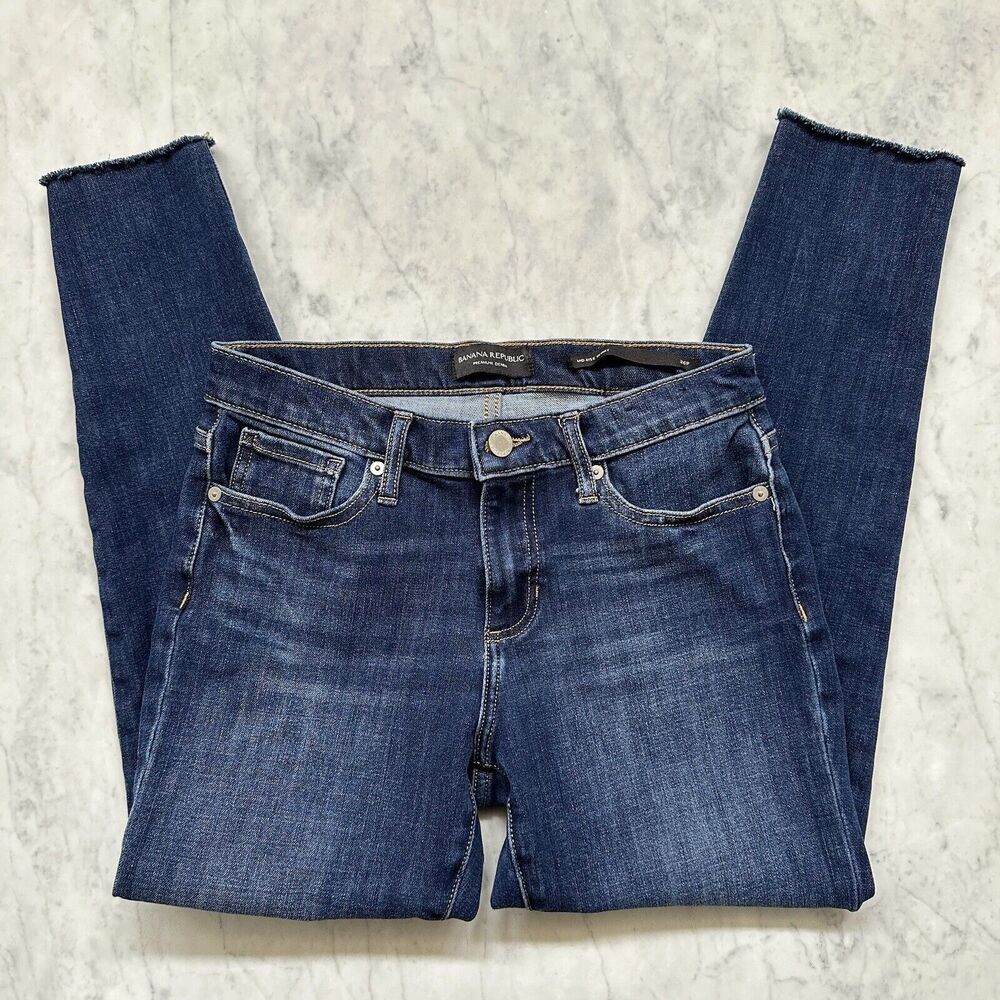 Banana Republic Women's 26P Mid-Rise Jeans Mr Skinny Haig Medium Blue Raw Hem